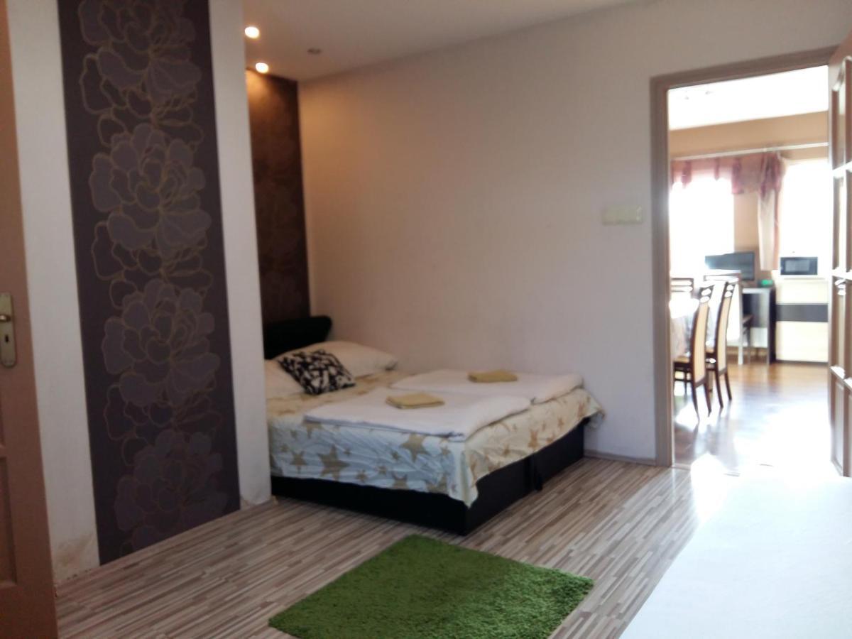 Beloved Apartment Pecs Ngoại thất bức ảnh